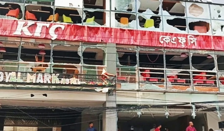 গাজায় গণহত্যার প্রতিবাদে ভাঙচুরের ঘটনায় সারা দেশে ৭২ জন আটক : ১০টি মামলা দায়ের