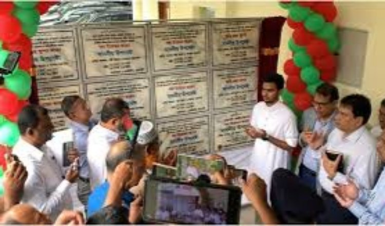 রাজশাহী জেলা ও মহানগরে ১২টি উন্নয়ন প্রকল্প উদ্বোধন করলেন উপদেষ্টা আসিফ মাহমুদ