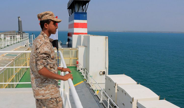 ইয়েমেনি হুথিদের ওপর ফের মার্কিন হামলা