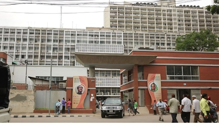 অফিসে ঈদের আমেজ